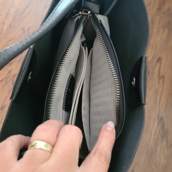 New purse - Picture 4 of 6